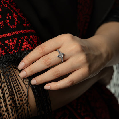 "In Our Hearts" Vintage Ring | Women