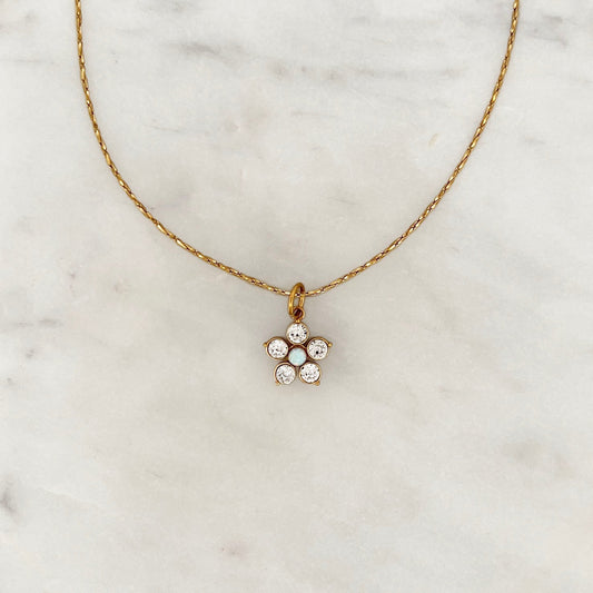 Necklace Shiny Flower