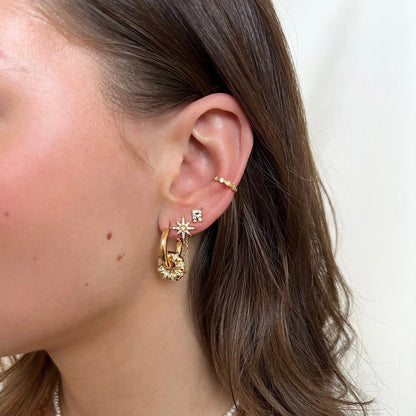 Earstud Initial