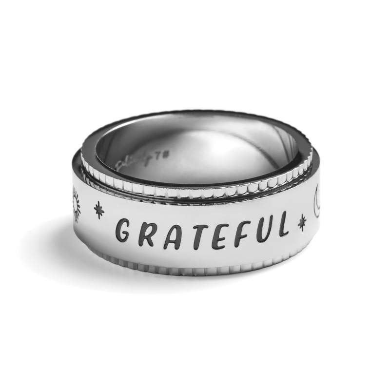 Mantra Spin Ring